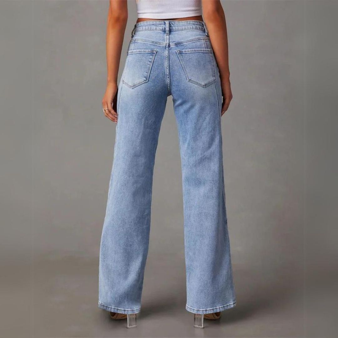 MINDY Flared Jeans – Trendy & Chic

MINDY Flared Jeans – Trendy & Chic
