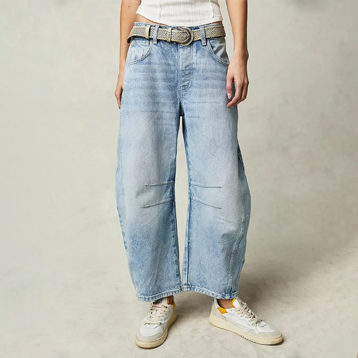 Stylish Wide-Leg Jeans – Trendy & Chic