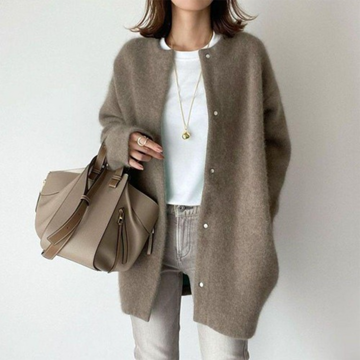 Amandine™ Layering Cardigan – Elegant & Refined