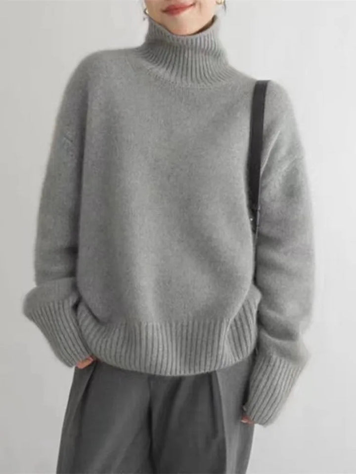 Risa | Elegant Cozy Turtleneck