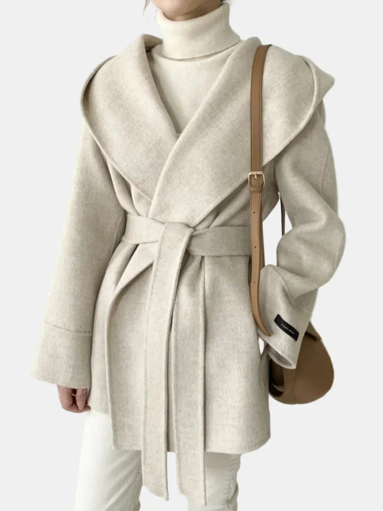 Lyra Hooded Coat – Stylish & Cozy Outerwear