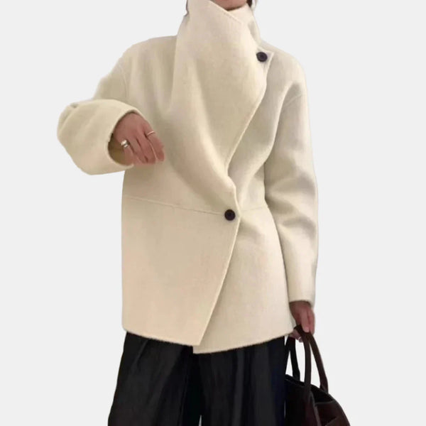 Celeste – Luxurious Silk Coat

Celeste – Luxurious Silk Coat