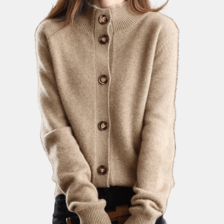 Fioranne | Luxurious Knit Cardigan

Rewritten Title: Fioranne | Premium Knit Cardigan – Elegant & Cozy

Translated to Canadian English: Fioranne | Premium Knit Cardigan – Elegant & Cozy