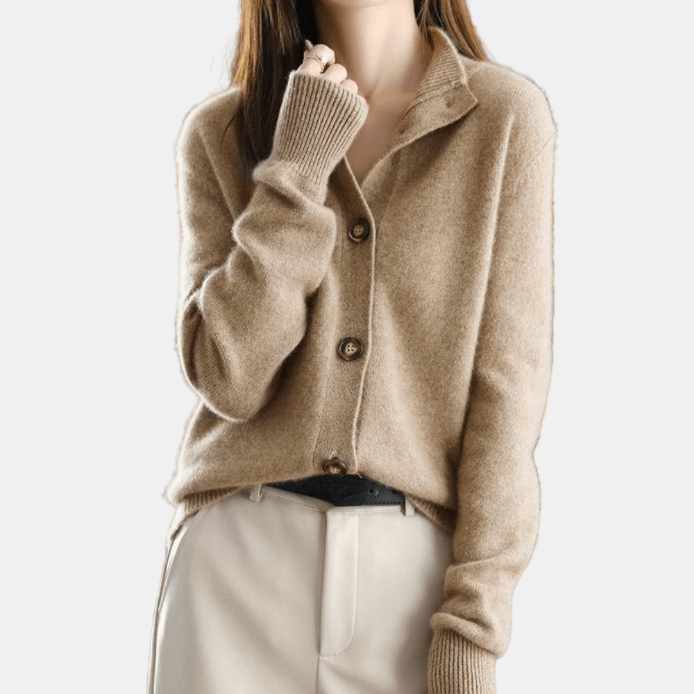 Fioranne | Luxurious Knit Cardigan

Rewritten Title: Fioranne | Premium Knit Cardigan – Elegant & Cozy

Translated to Canadian English: Fioranne | Premium Knit Cardigan – Elegant & Cozy