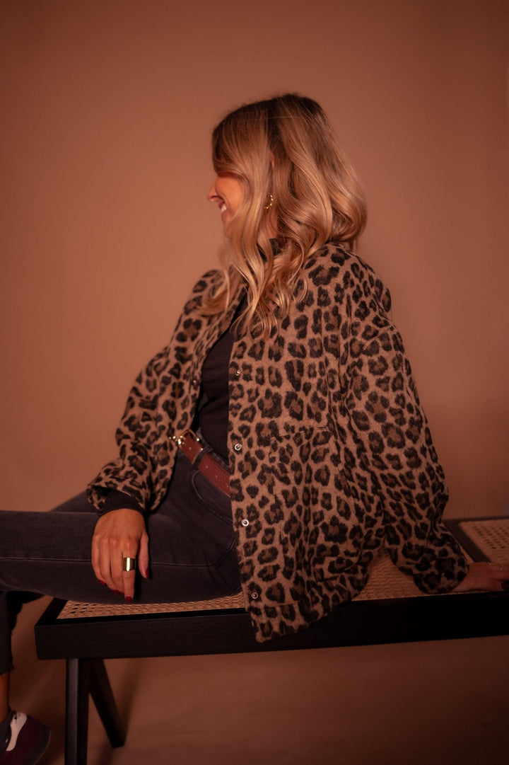 Stylish Women's Jacket – Trendy & Chic